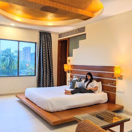 Hotel Jewel of Chembur Mumbai  Buitenkant foto