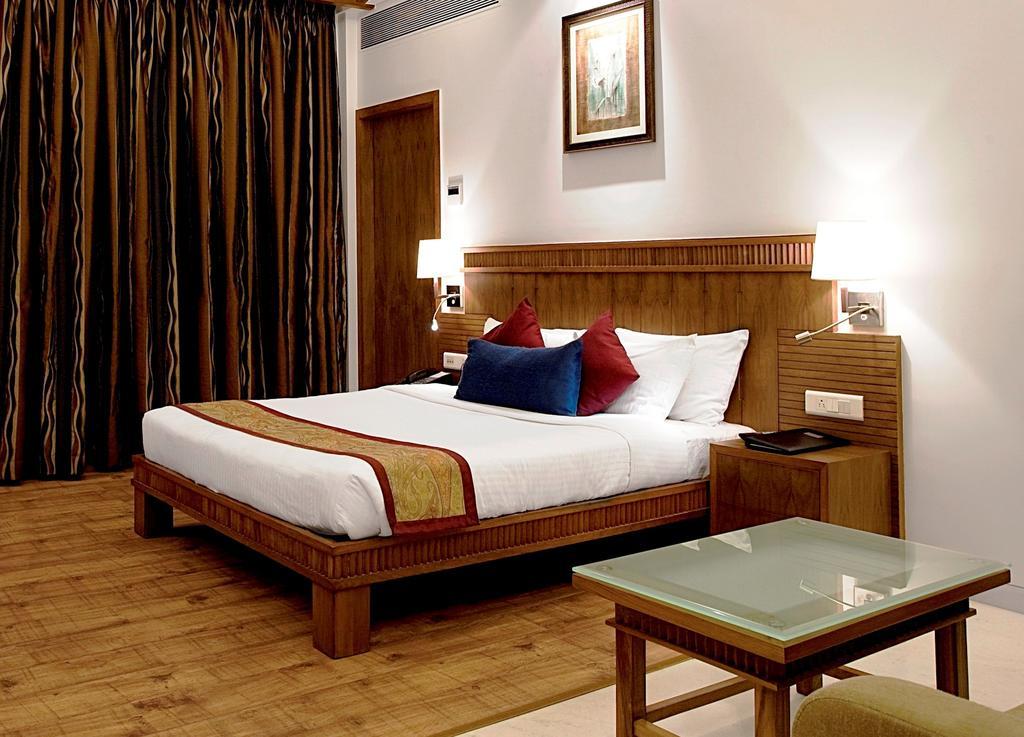 Hotel Jewel of Chembur Mumbai  Buitenkant foto